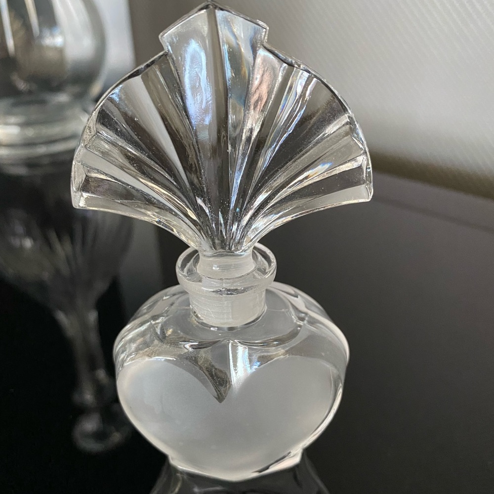 CRYSTAL PERFUME BOTTLE